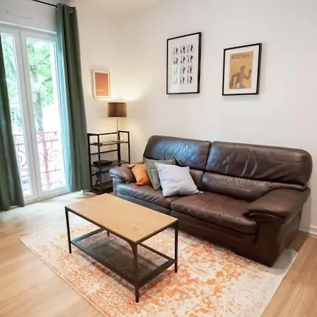 Guestready - Retro Chic In Central Νανσύ